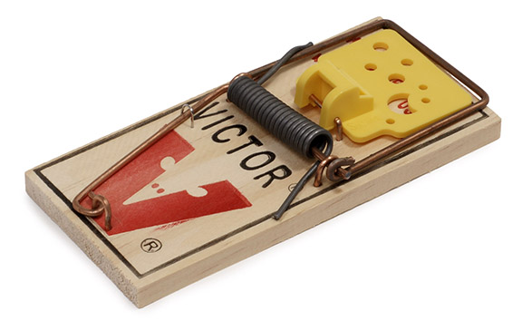 old fashioned mouse trap
